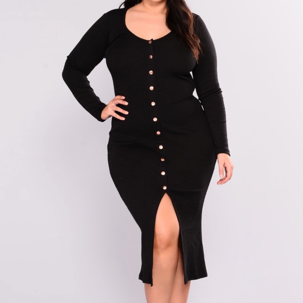 Fashion Nova Snap and go Midi dress